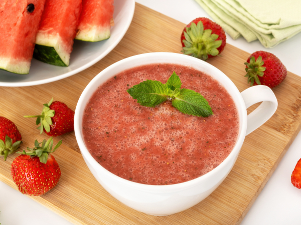 Смузи из клубники и арбуза, рецепт с фото