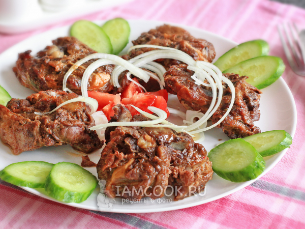 Баранья шея в духовке, рецепт с фото