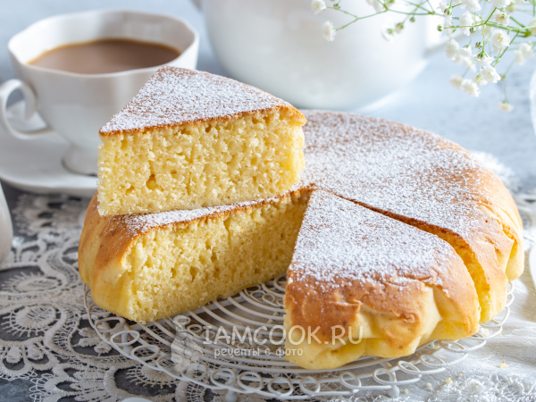 Манник на кислом молоке в мультиварке, рецепт с фото