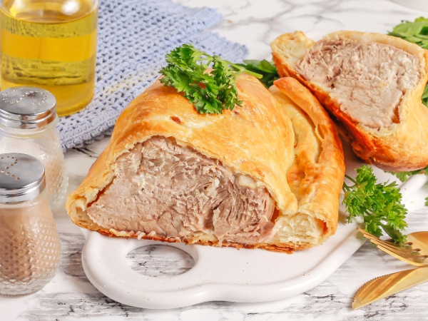 Буженина в тесте, запеченная в духовке, рецепт с фото