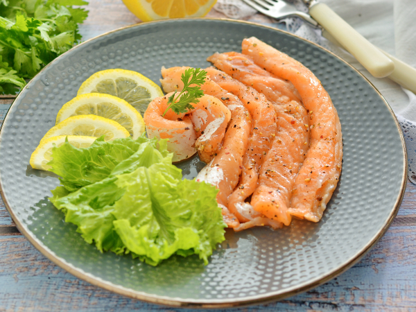 Засолка брюшек семги, рецепт с фото