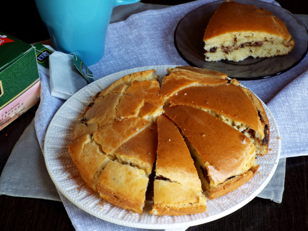 Заливной пирог с рыбой на майонезе и сметане, рецепт с фото