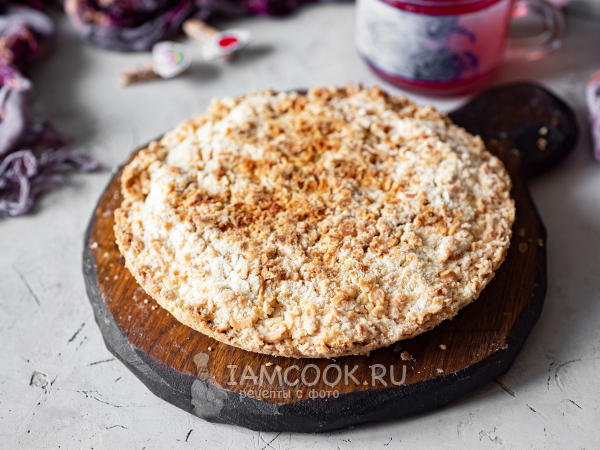 Насыпной пирог с яблоками на сковороде, рецепт с фото