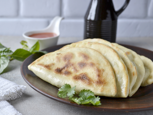 Чуду по-дагестански с картошкой и зеленью на сковороде, рецепт с фото