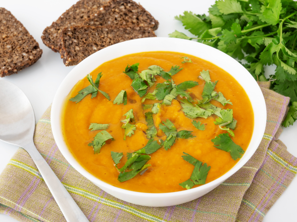 Морковно-имбирный суп-пюре, рецепт с фото