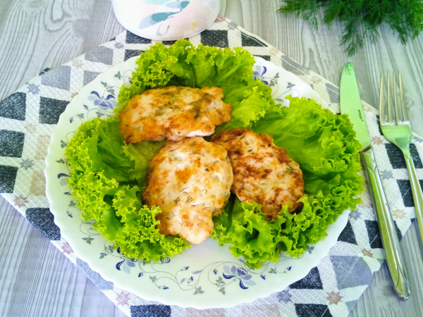 Рубленые котлеты из индейки с сыром, рецепт с фото