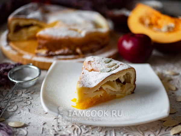 Заливной пирог с тыквой и яблоками, рецепт с фото
