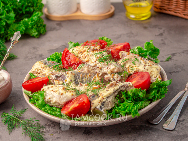 Карп кусочками в духовке в сметане, рецепт с фото