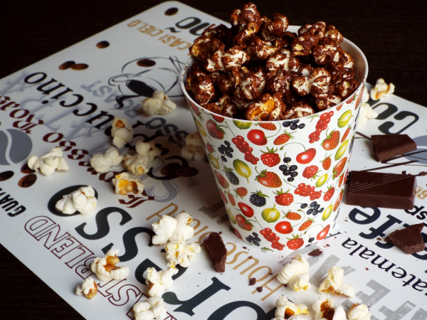 Шоколадный попкорн, рецепт с фото