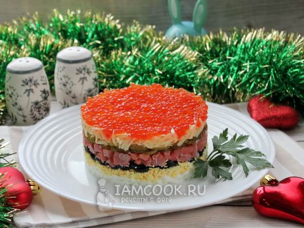 Салат «Русалочка» с красной рыбой (форелью), рецепт с фото