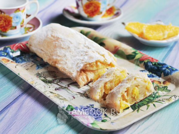 Штрудель с апельсином из слоеного теста, рецепт с фото