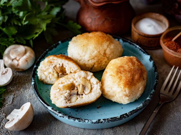 Рисовые зразы с грибами, рецепт с фото