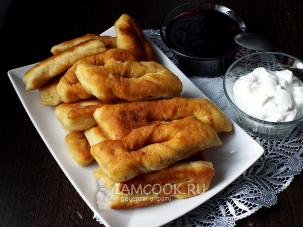 Пышки-вертушки на кефире, рецепт с фото