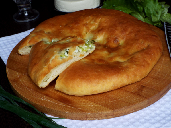 Осетинский пирог с кабачками и сыром, рецепт с фото