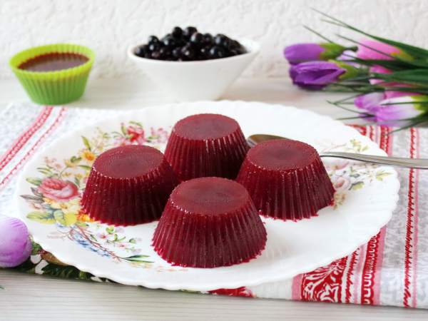 Желе из черной смородины с агар-агаром, рецепт с фото