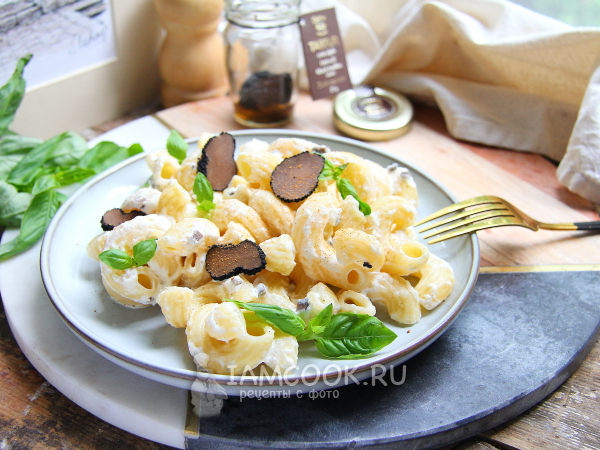 Паста с консервированным чёрным трюфелем, рецепт с фото