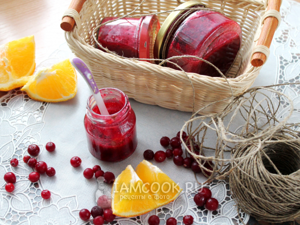 Соус из клюквы к мясу на зиму, рецепт с фото