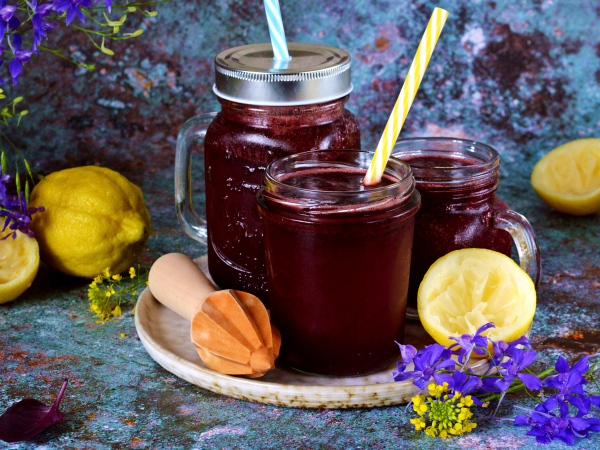 Чернично-базиликовый лимонад, рецепт с фото