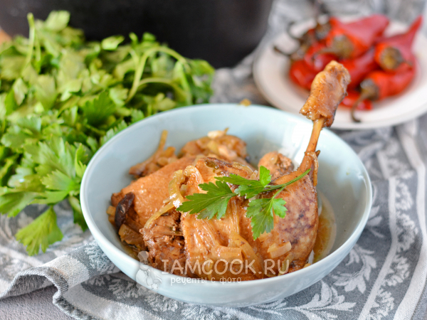 Гусь в утятнице кусочками, рецепт с фото