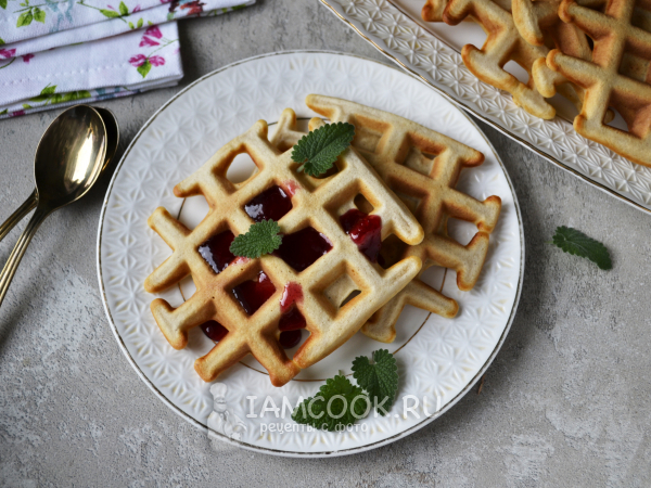 Вафли на кислом молоке, рецепт с фото