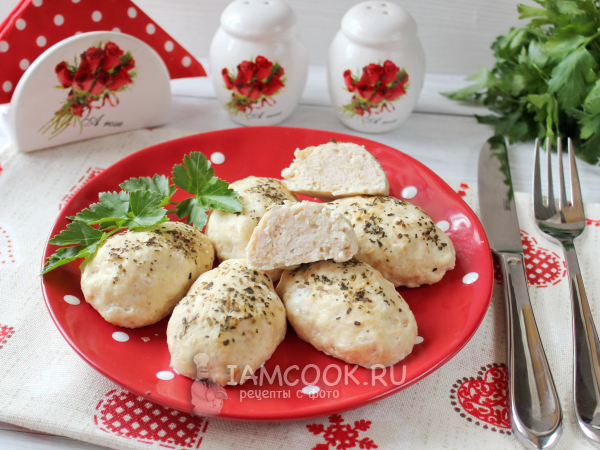 Куриные биточки на пару в мультиварке, рецепт с фото