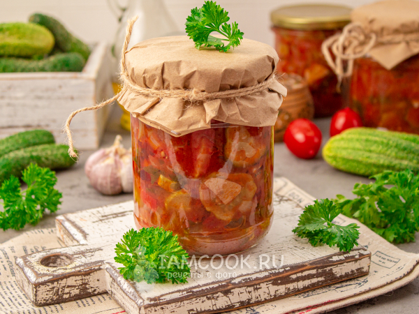 Салат «Хрум-хрум» из огурцов на зиму, рецепт с фото