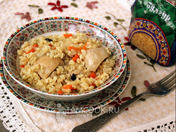 Плов из булгура с курицей и овощами в мультиварке, рецепт с фото