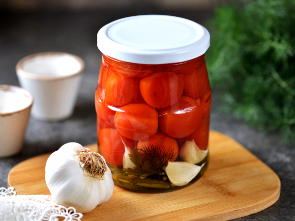 Помидоры черри с чесноком на зиму, рецепт с фото