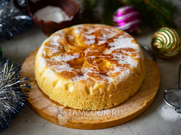 Шарлотка с апельсинами в мультиварке, рецепт с фото