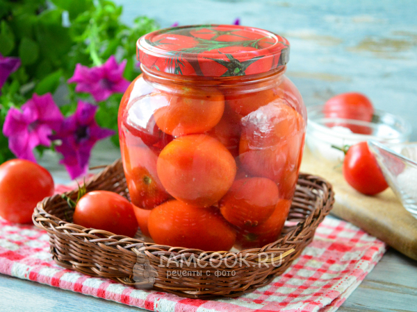 Помидоры на зиму без специй, рецепт с фото