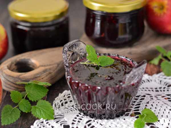 Джем из яблок и черной смородины, рецепт с фото