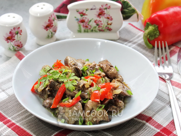 Куриная печень с болгарским перцем и луком, рецепт с фото