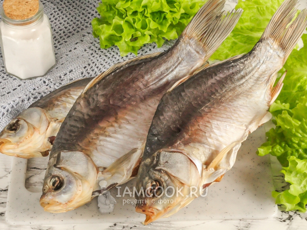 Засолка карася, рецепт с фото