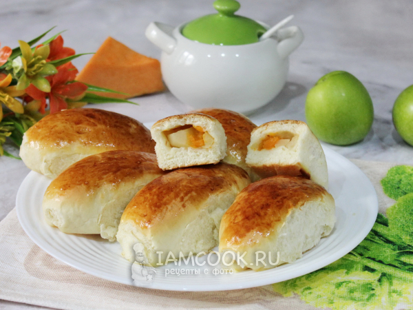 Пирожки с тыквой и яблоками в духовке, рецепт с фото