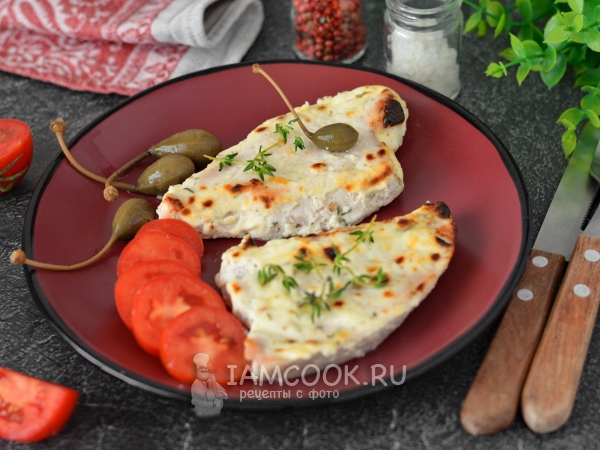 Стейк индейки в сметане в духовке, рецепт с фото