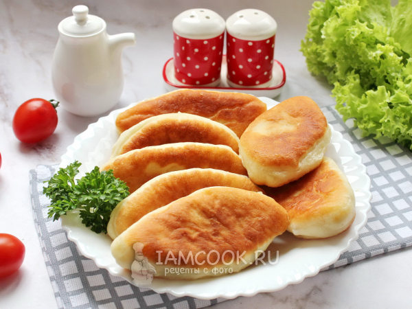 Жареные пирожки с капустой и рыбой, рецепт с фото