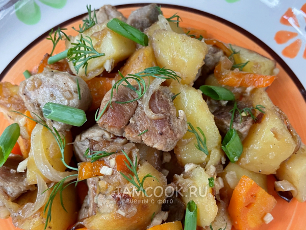 Поджарка из свиной вырезки с картофелем, рецепт с фото