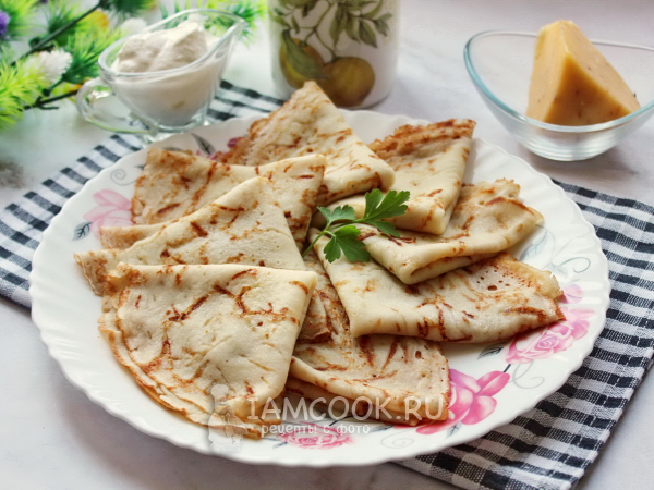 Сырные блины на дрожжах, рецепт с фото