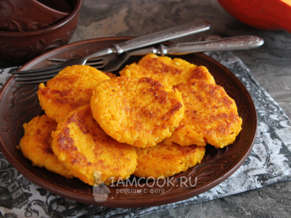 Тыквенные оладьи с творогом (несладкие), рецепт с фото