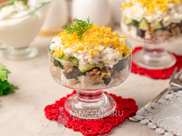 Салат «Аристократ» с курицей, рецепт с фото