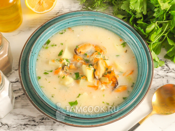 Сырный суп с мидиями, рецепт с фото