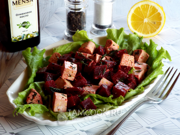 Салат со свеклой и тофу, рецепт с фото