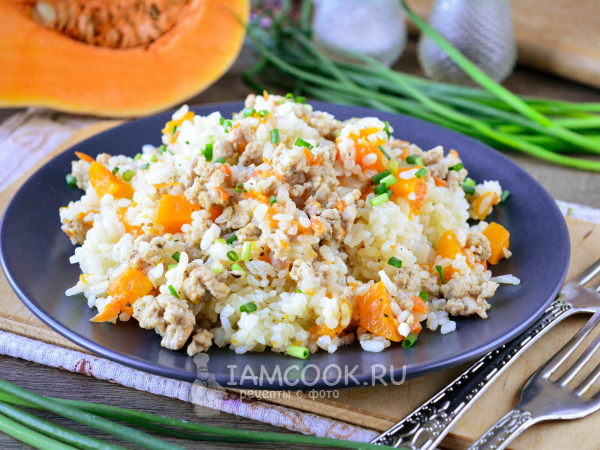 Тыква с фаршем и рисом, рецепт с фото