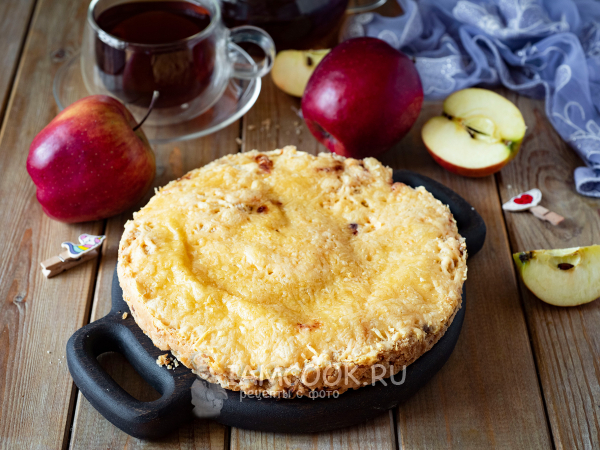 Яблочный пирог с сыром, рецепт с фото