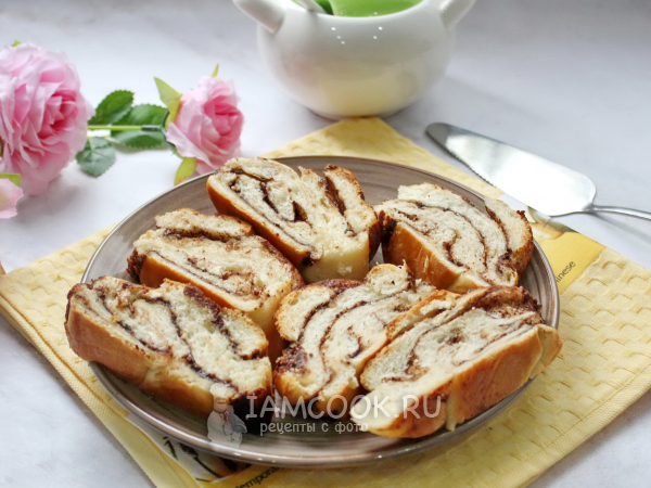 Шоколадная бабка (плетенка с шоколадной начинкой), рецепт с фото