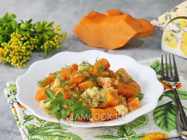 Тыква с яйцом на сковороде, рецепт с фото