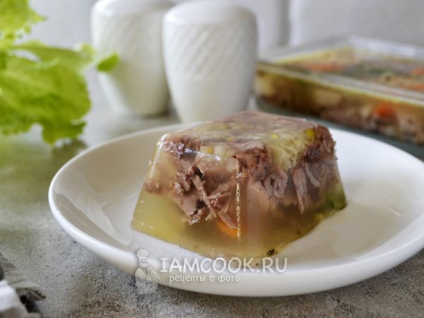 Холодец из куриных окорочков с желатином, рецепт с фото