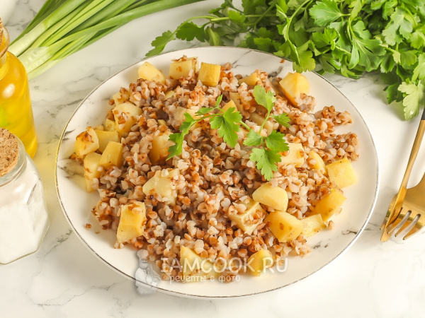 Гречка с картошкой в духовке, рецепт с фото