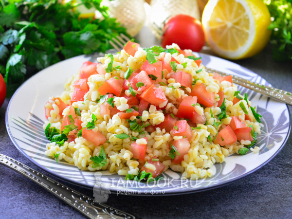 Салат с булгуром и помидорами, рецепт с фото