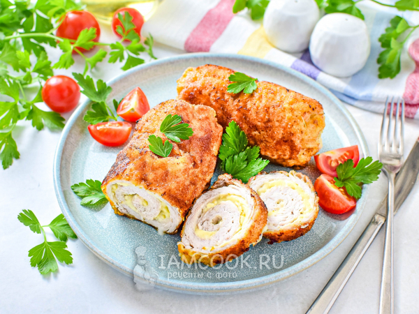 Рулетики из индейки с сыром, рецепт с фото